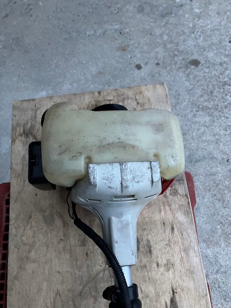 ￼STIHL FS2102