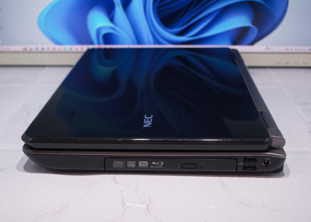 ★軽快　NEC　Lavie　大容量320GB　8GB　Windows11