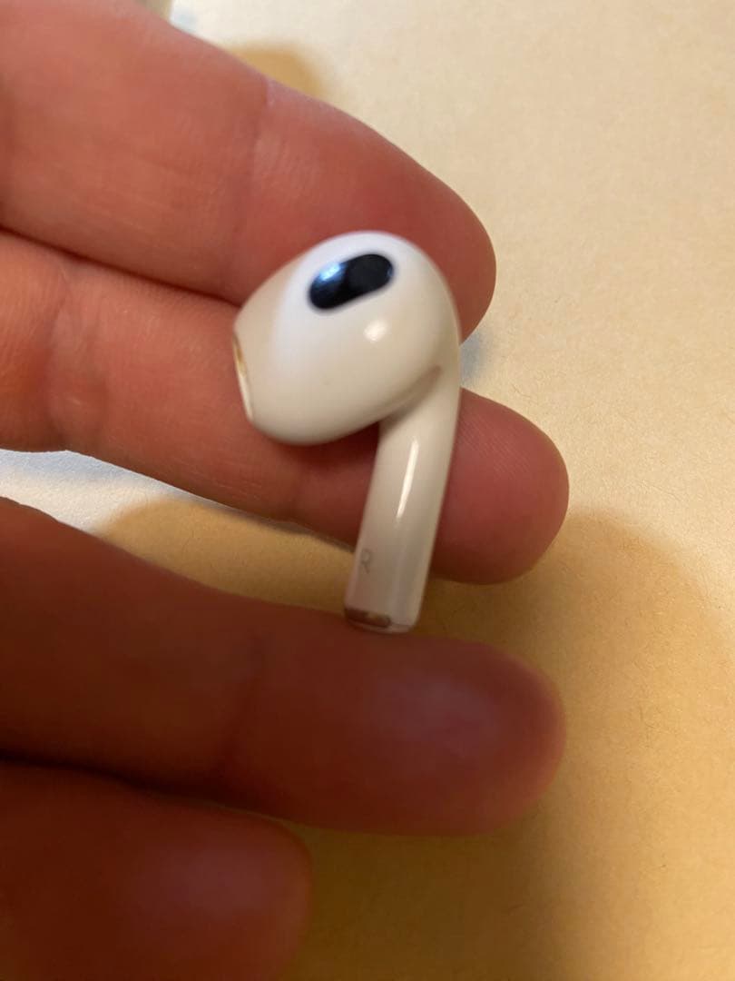 AirPods 第2世代Appl純正ワイヤレスイヤホン ケース付き 動作確認済み