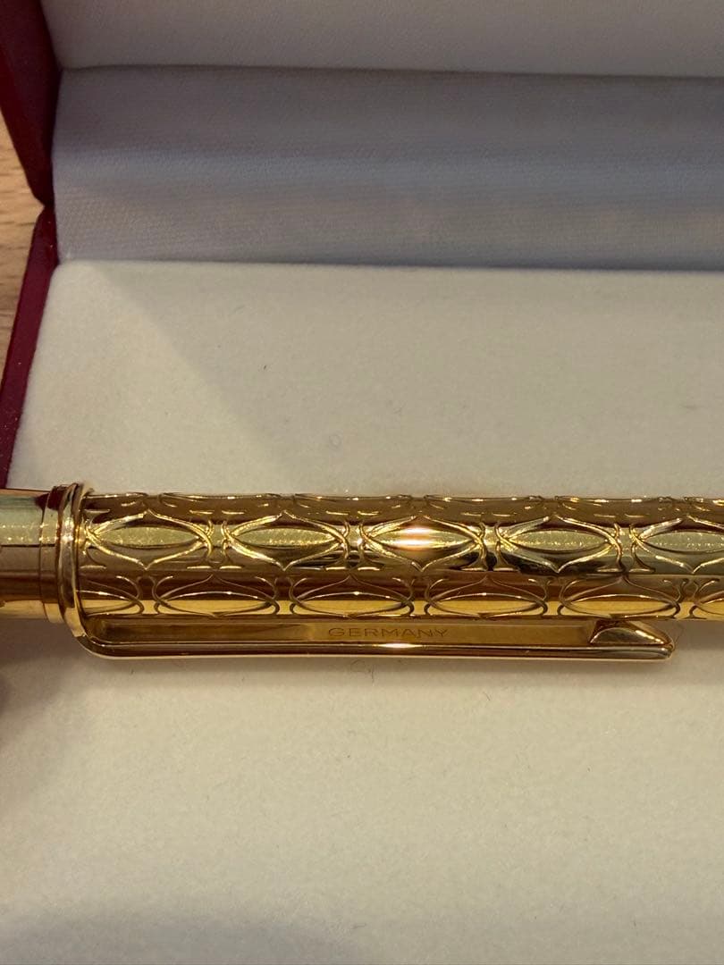【美品】カルティエ　2Cデコール　ボールペン　ゴールド Cartier