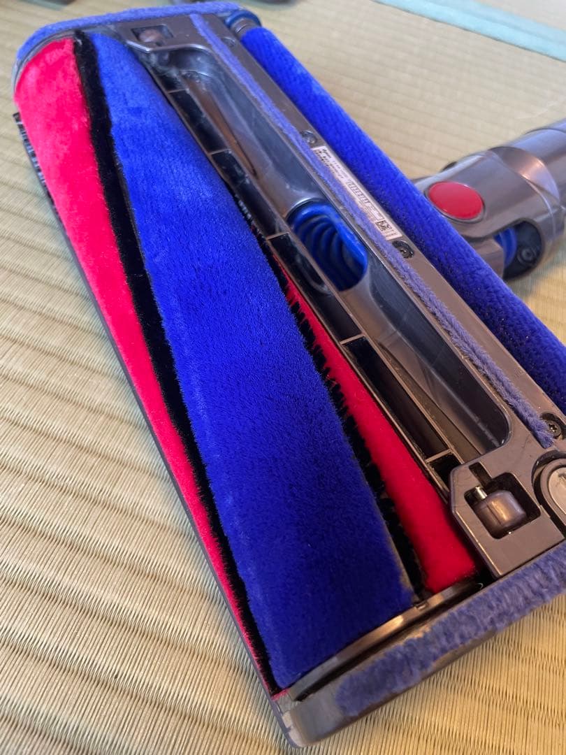 Dyson スティッククリーナー ダイソン　sv12 動作良好
