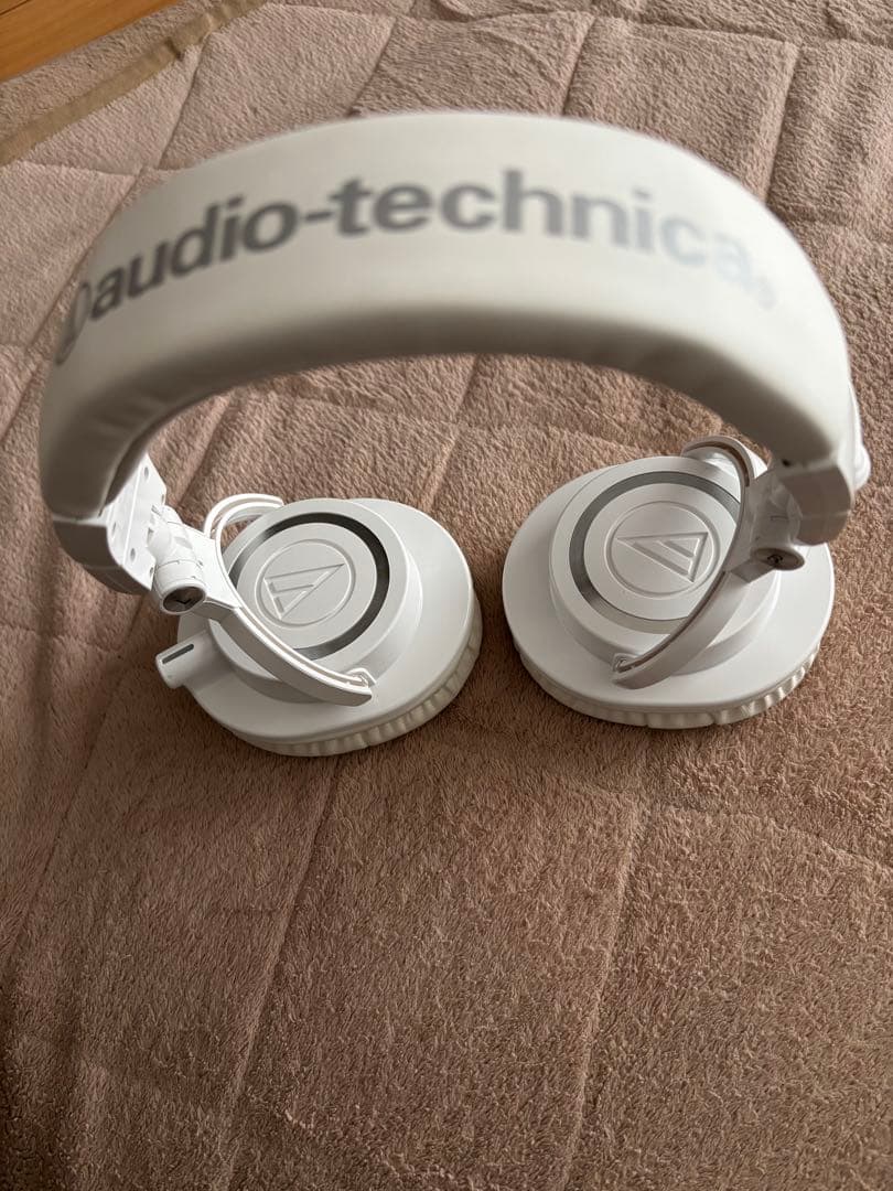 ⭐︎美品⭐︎Audio-Technica ATH-M50x 白ヘッドホン　おまけ付き