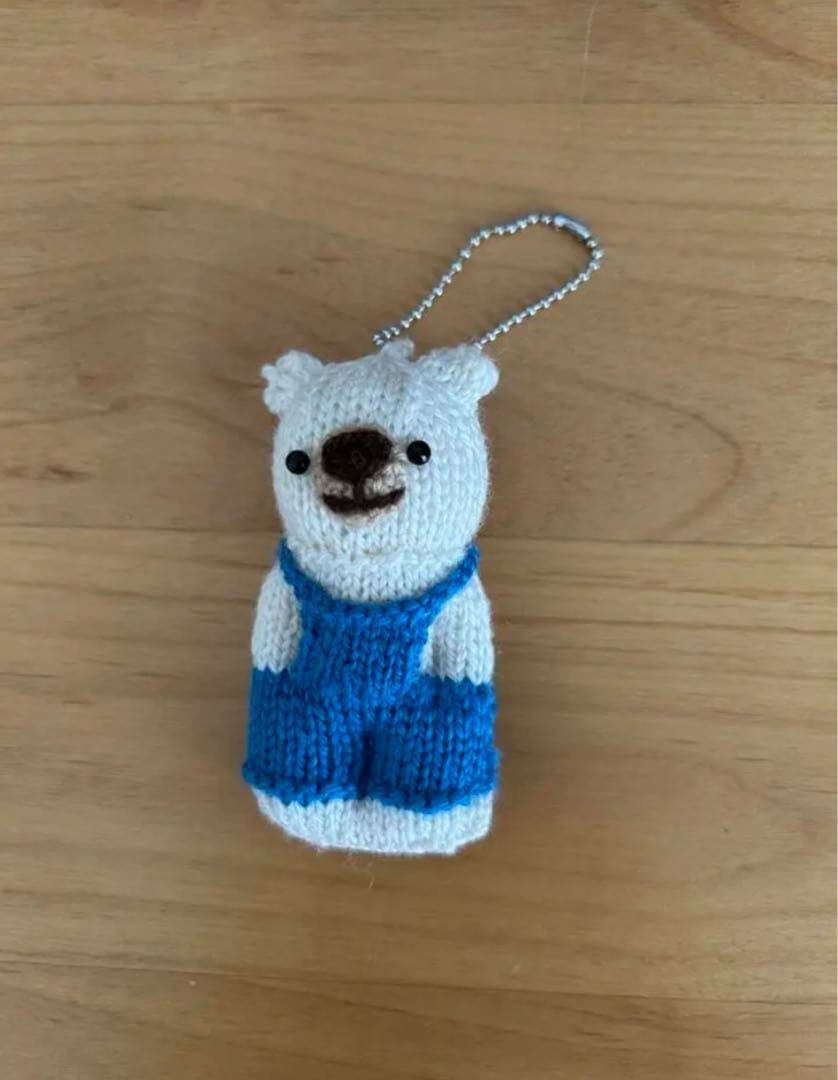 2026春夏新作ハンドメイド　クマモチーフの編み物トートバッグくまさんチャーム付