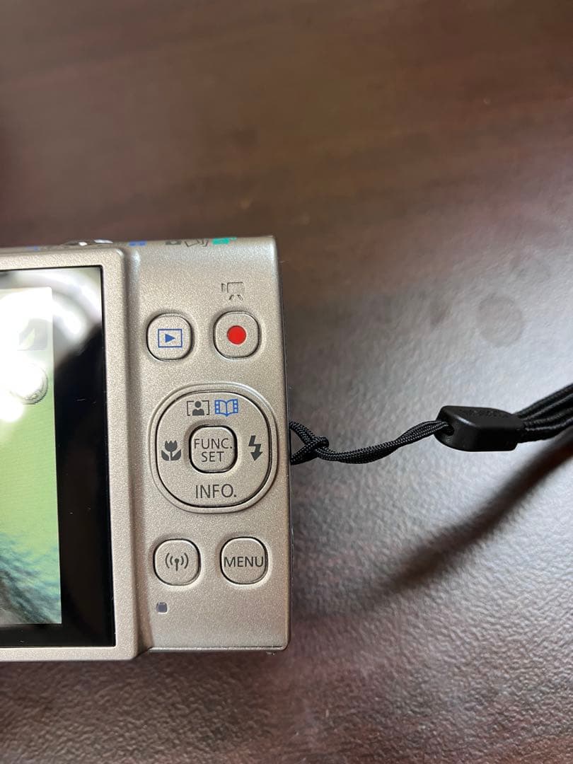 Canon IXY 650m デジタルカメラ 本体