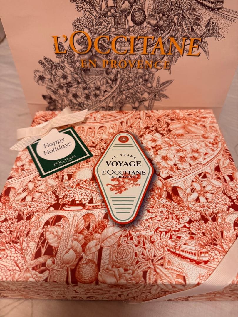 新品未開封☆ロクシタンKUMQUAT スノーシアトリオギフトセット