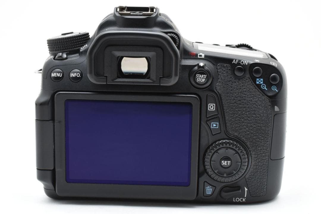 良品　9311ショット　キャノン EOS 70D ダブルレンズ/一眼レフカメラ
