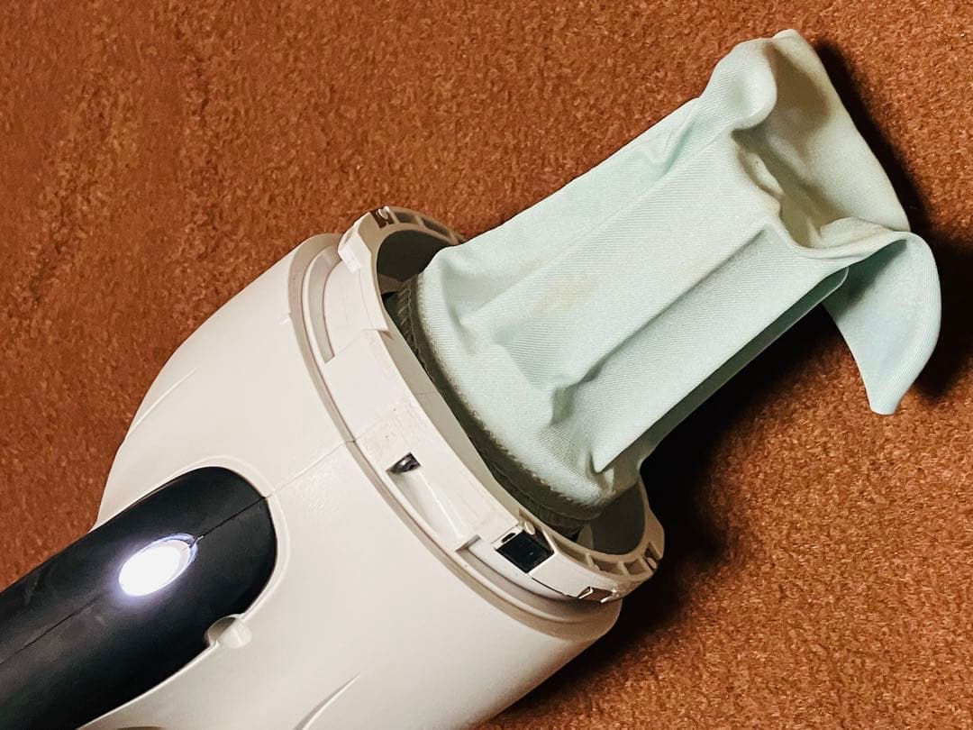 マキタ 充電式クリーナー 掃除機 14.4V CL140FD バッテリー充電器付