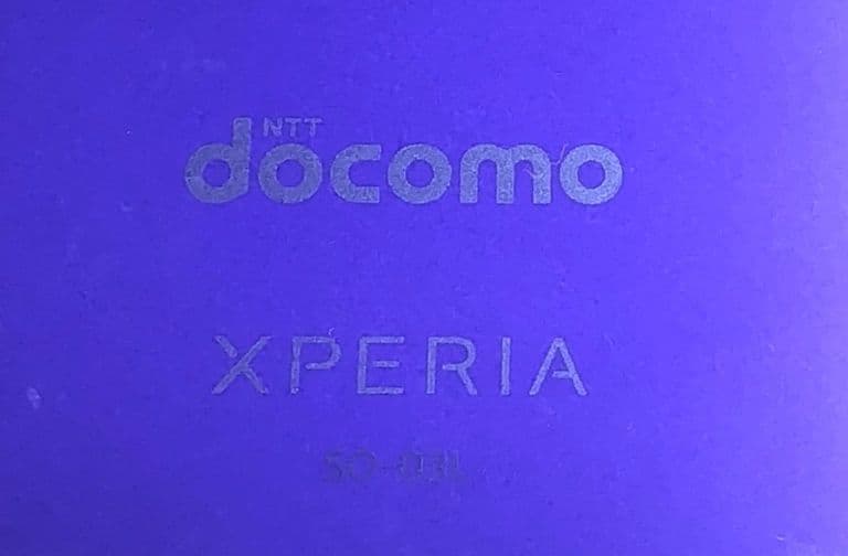 SONY Xperia SO-03L 画面にひびあり SIMロック解除済