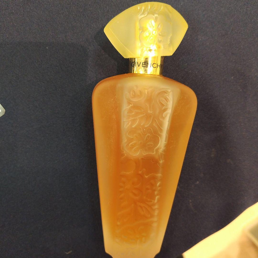 Givenchy 女性用香水 琥珀色