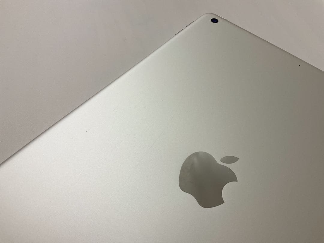 【BT89％】iPad 第8世代 32GB Wifiモデル シルバー