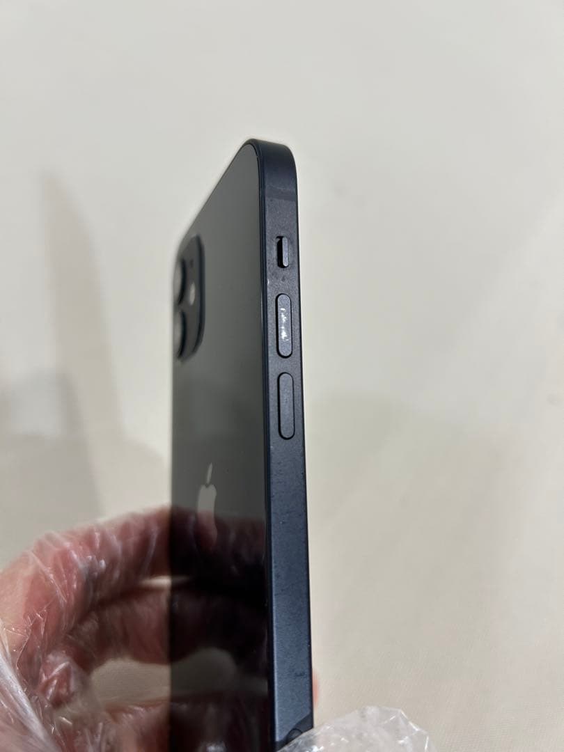Apple iPhone 12 ブラック 64GB simロック解除済み