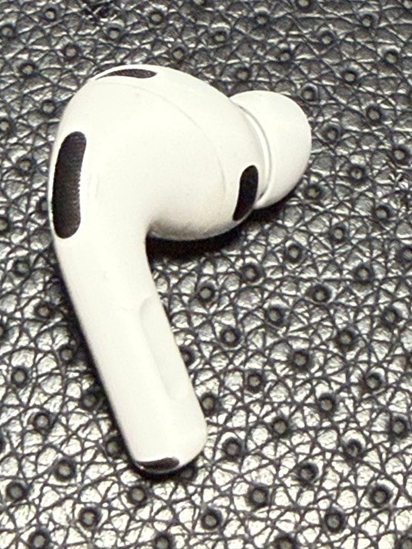 Apple AirPods Pro 3 本体(左耳紛失)