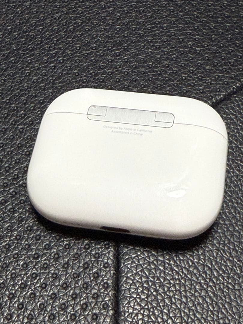 Apple AirPods Pro 3 本体(左耳紛失)
