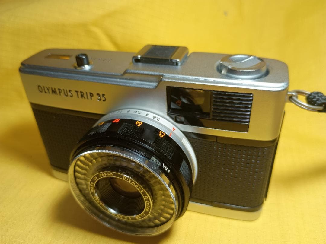 OLYMPUS TRIP35（S/N 3761647）とてもきれいな整備品中古