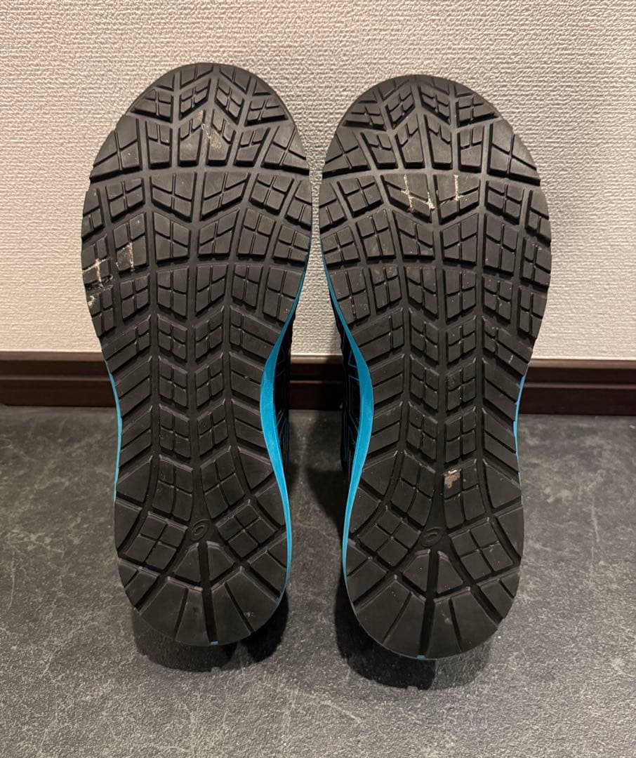 ASICS BOAシステム安全靴 ブラック/ブルー　早い者勝ちです。