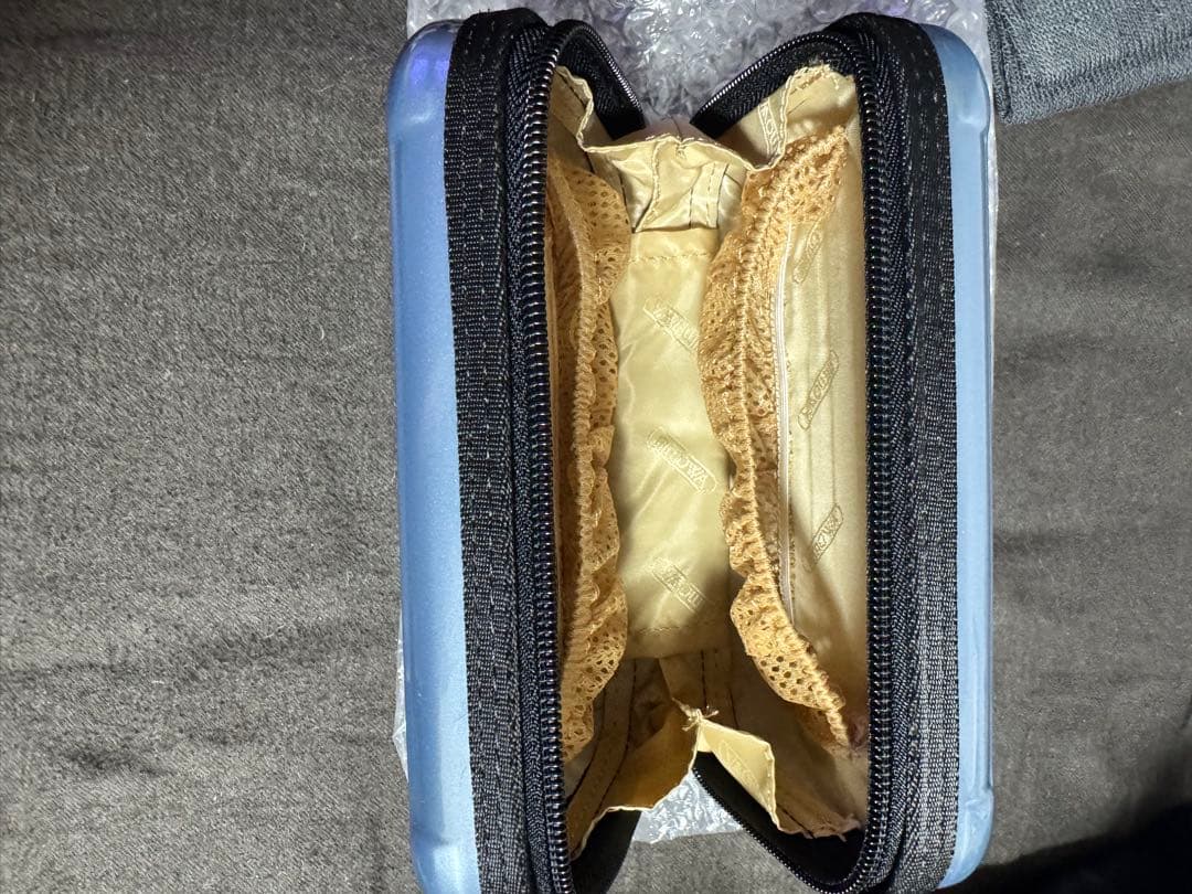 RIMOWA タイ航空　ビジネスクラス　 アメニティポーチ