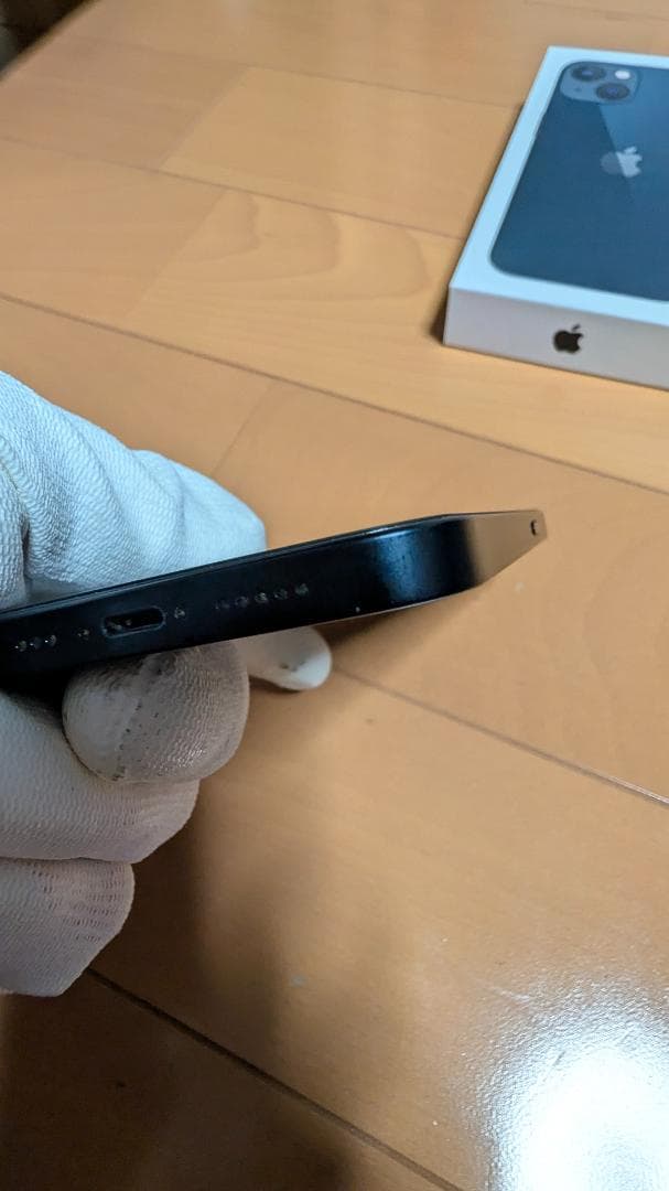 Apple iPhone 13 ブラック 本体　simフリー