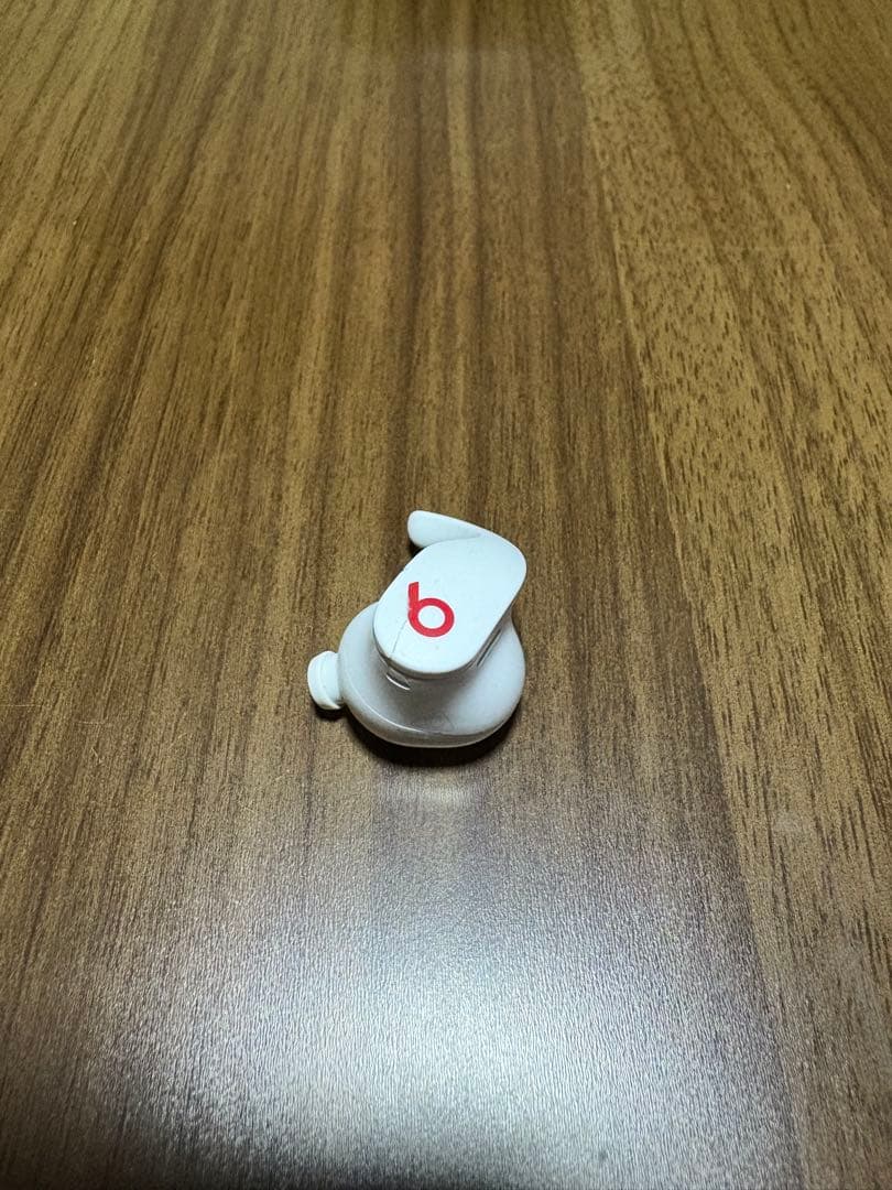 Beats Fit Pro ホワイト