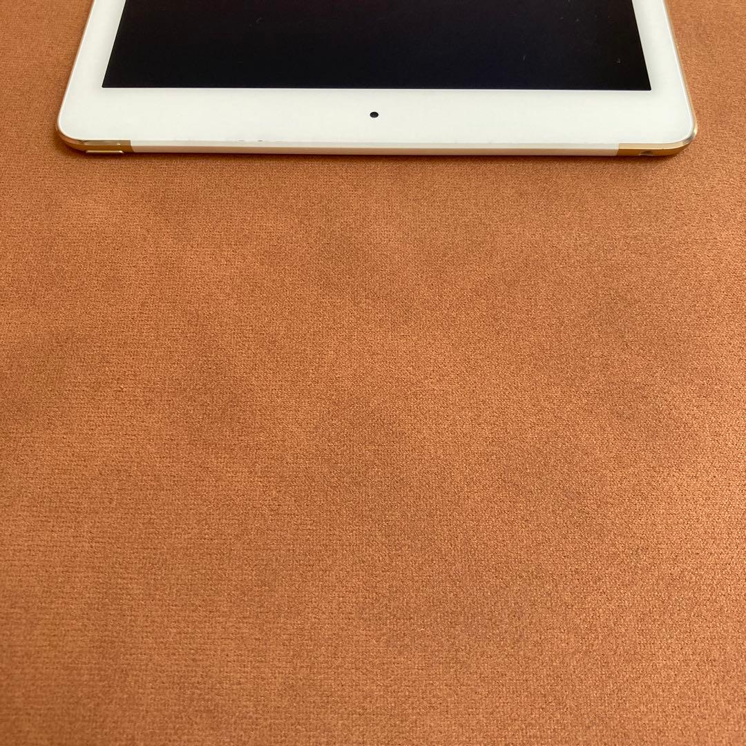 101【早い者勝ち】iPad Air2 第2世代 16GB au☆