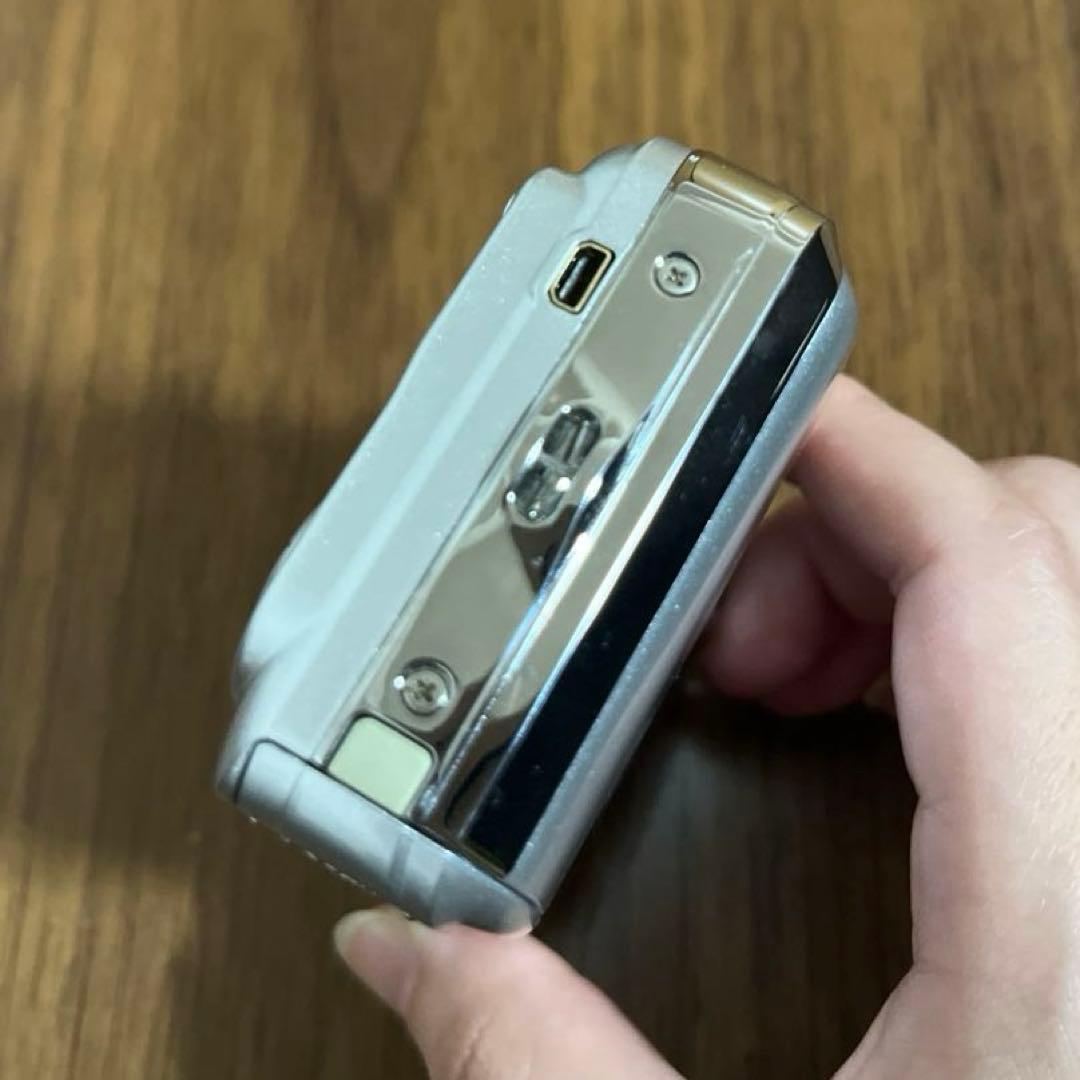 FUJIFILM FinePix AV100 動作品 電池式 SDカード付き