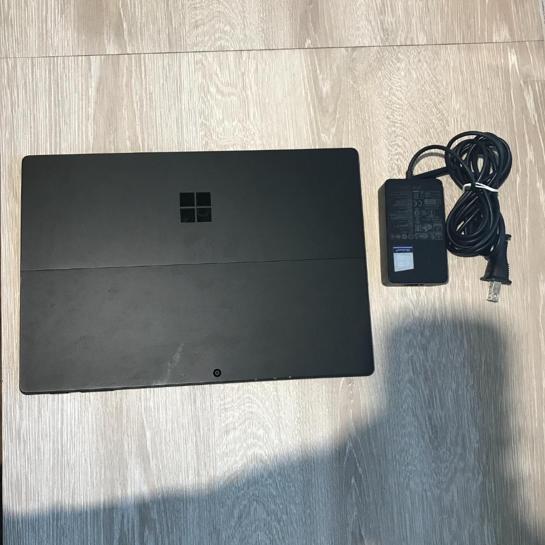 Surface Pro 7 / i5 / SSD256GB / 12.3型