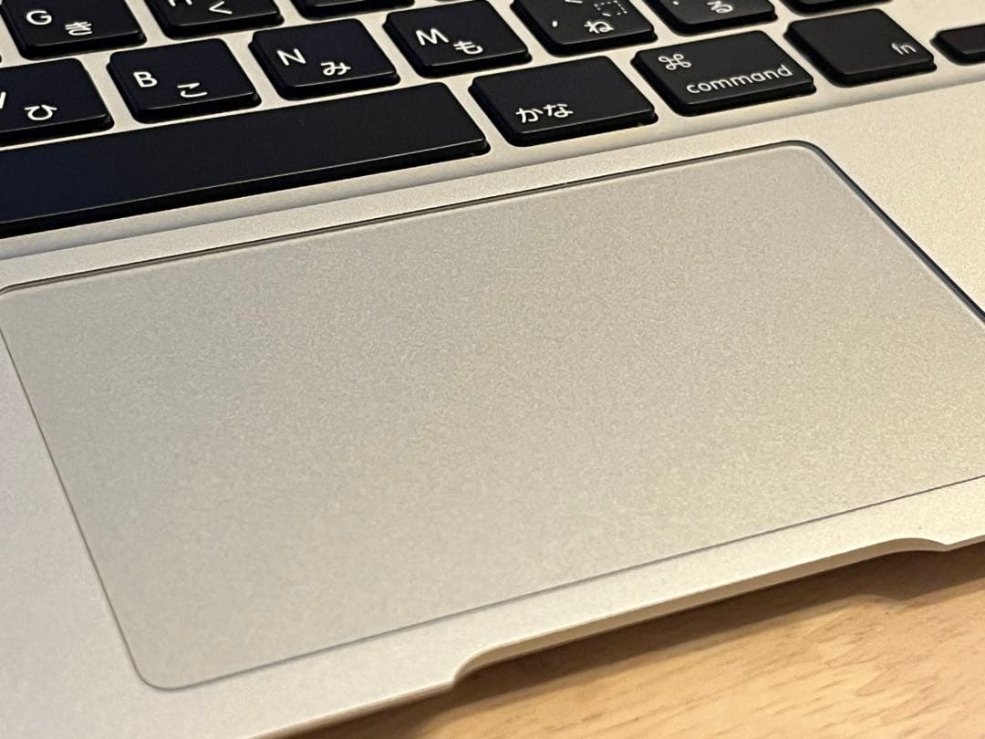 【美品・おまけ付き】MacBook Air 11-inch, Mid 2012