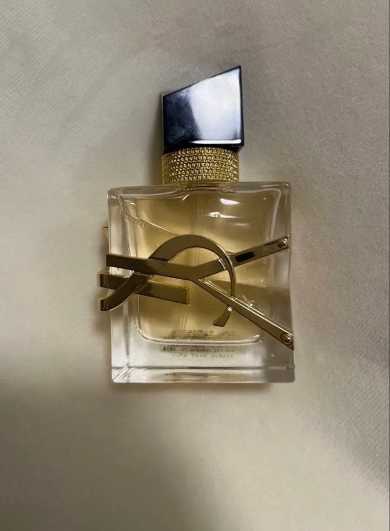 Yves Saint Laurent リブレ オーデパルファム 30ml
