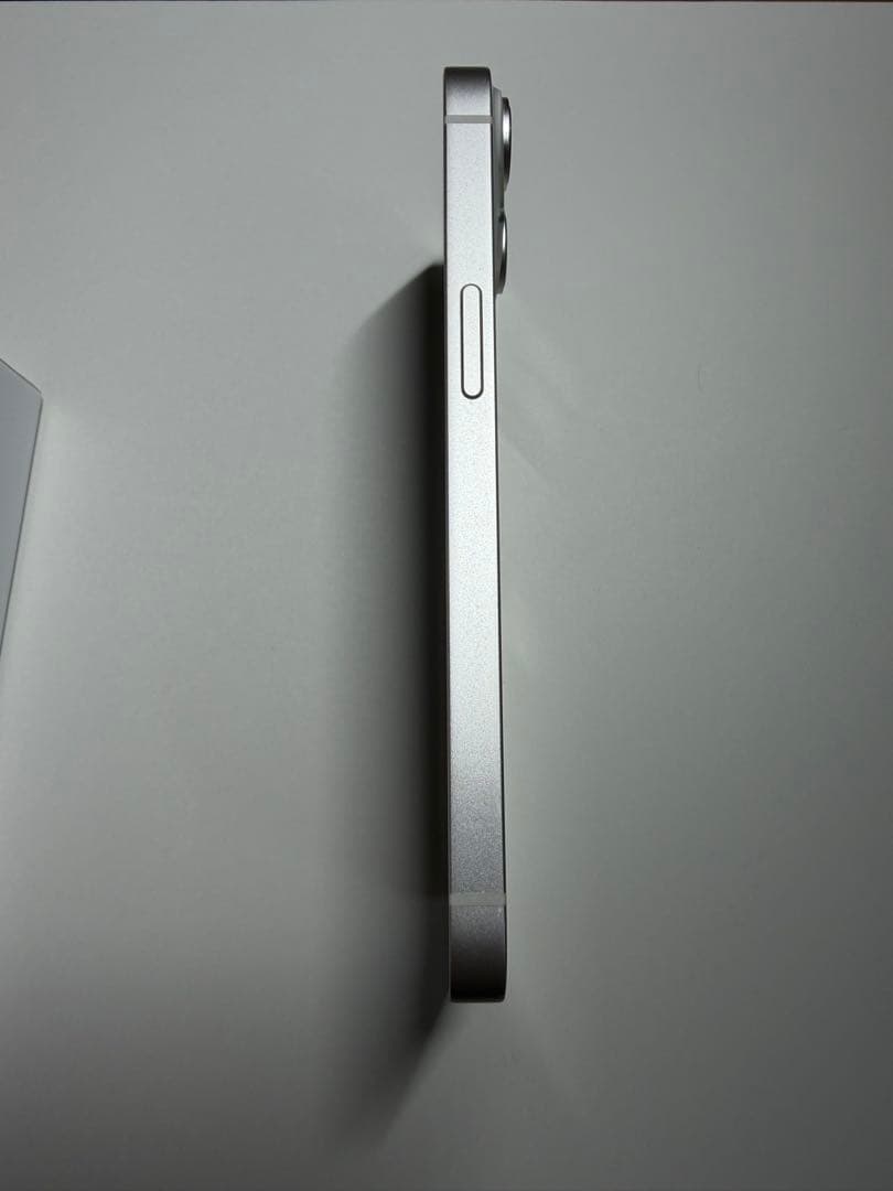 iPhone 14 128GB スターライト SIMフリー 付属品あり