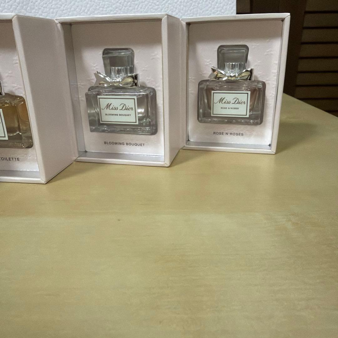 新品未使用Miss Dior LA COLLECTION ミニチュアコフレセット