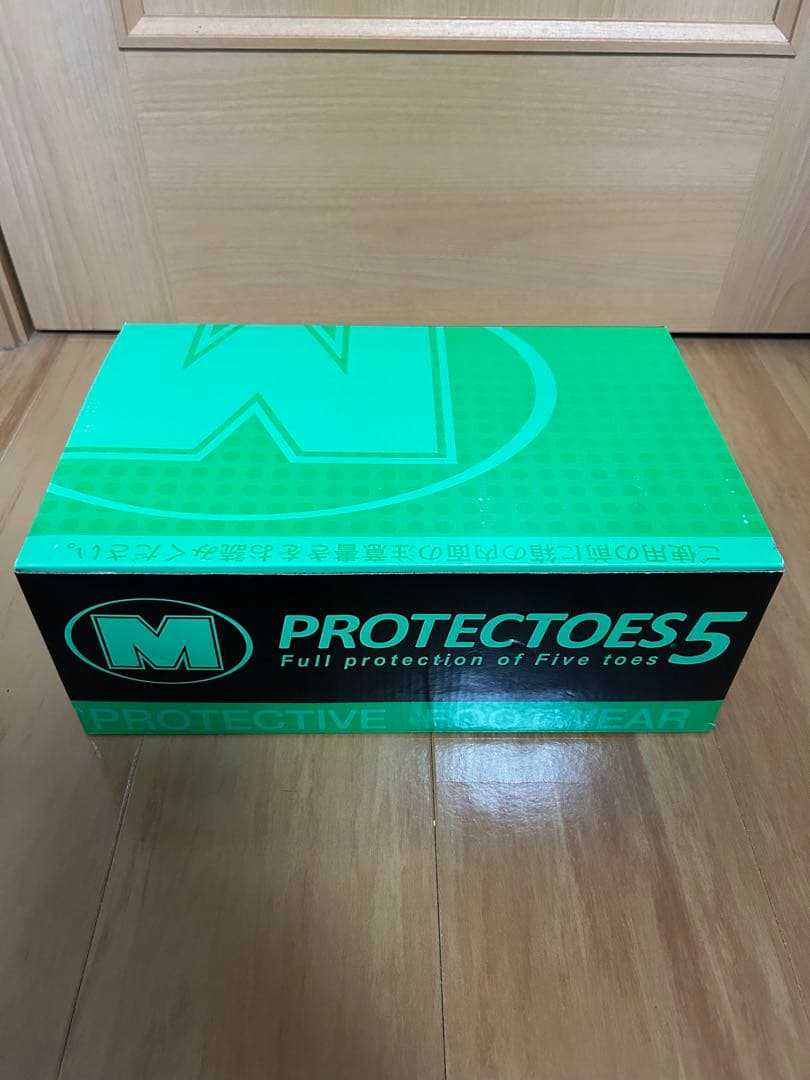 [新品・未使用］ミドリ安全 安全靴PROTECTOES5 BOA 黒
