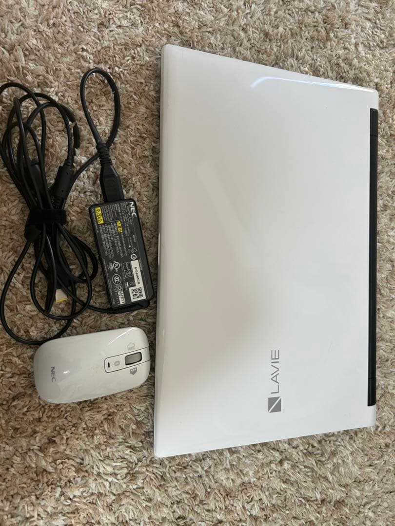 LAVIE ノートPC ホワイト マウス付き