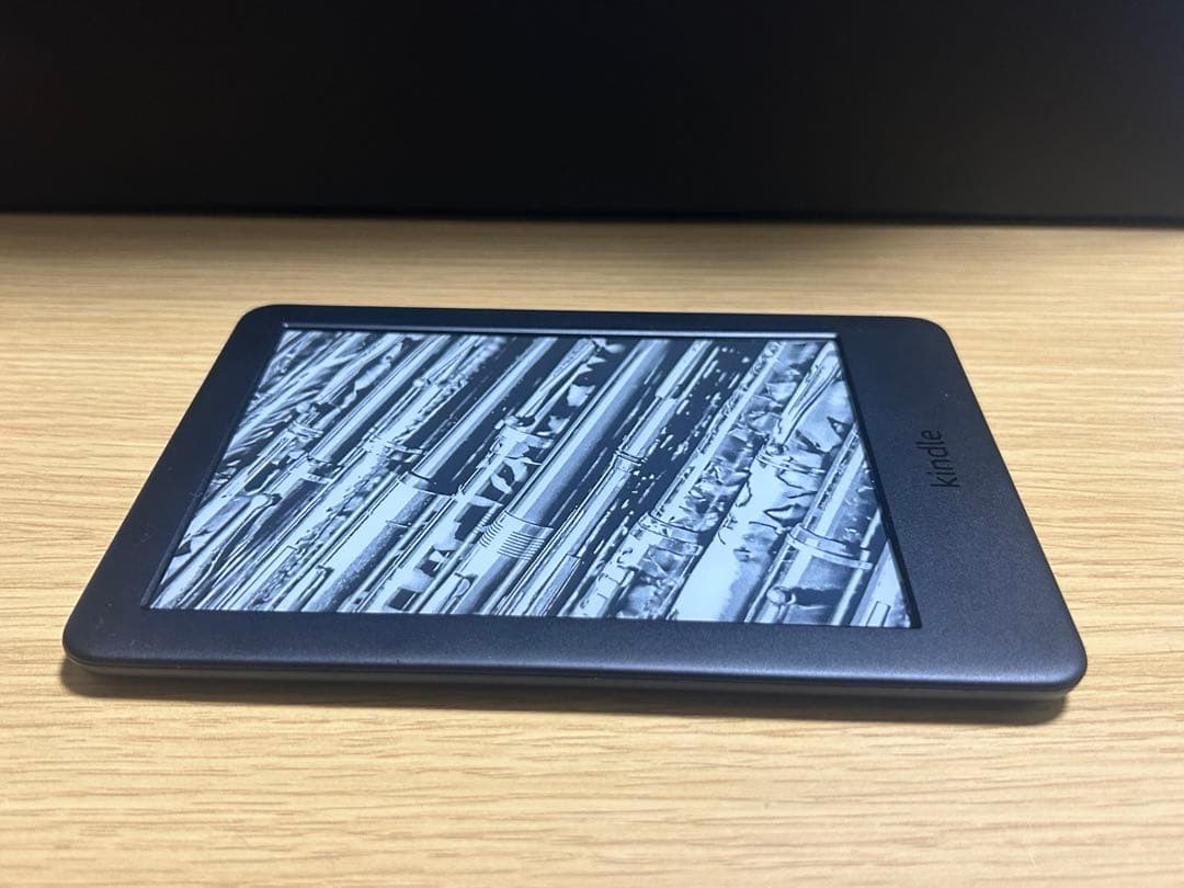 Amazon Kindle 第10世代 (8GB) 広告なし ケース付き