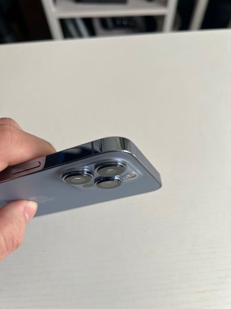 Apple iPhone 13 Pro 1TB ブルー　本体のみ