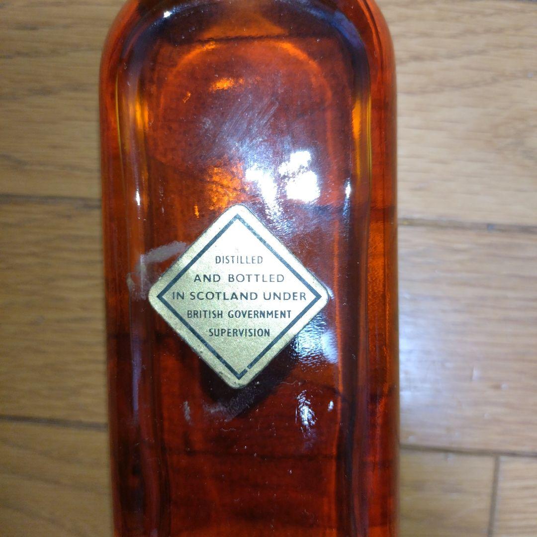 ジョニーウォーカー白ラベル７１０ｍｌ