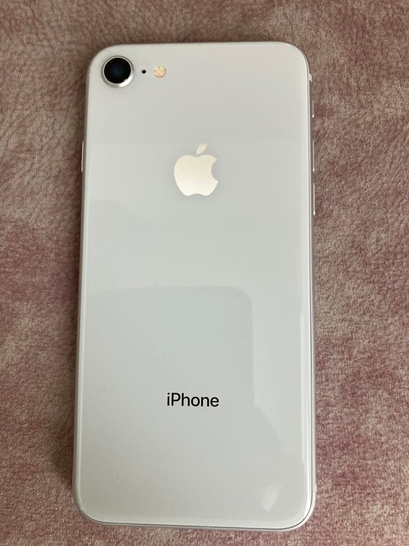 iPhone8 64GB シルバーのSIMフリー