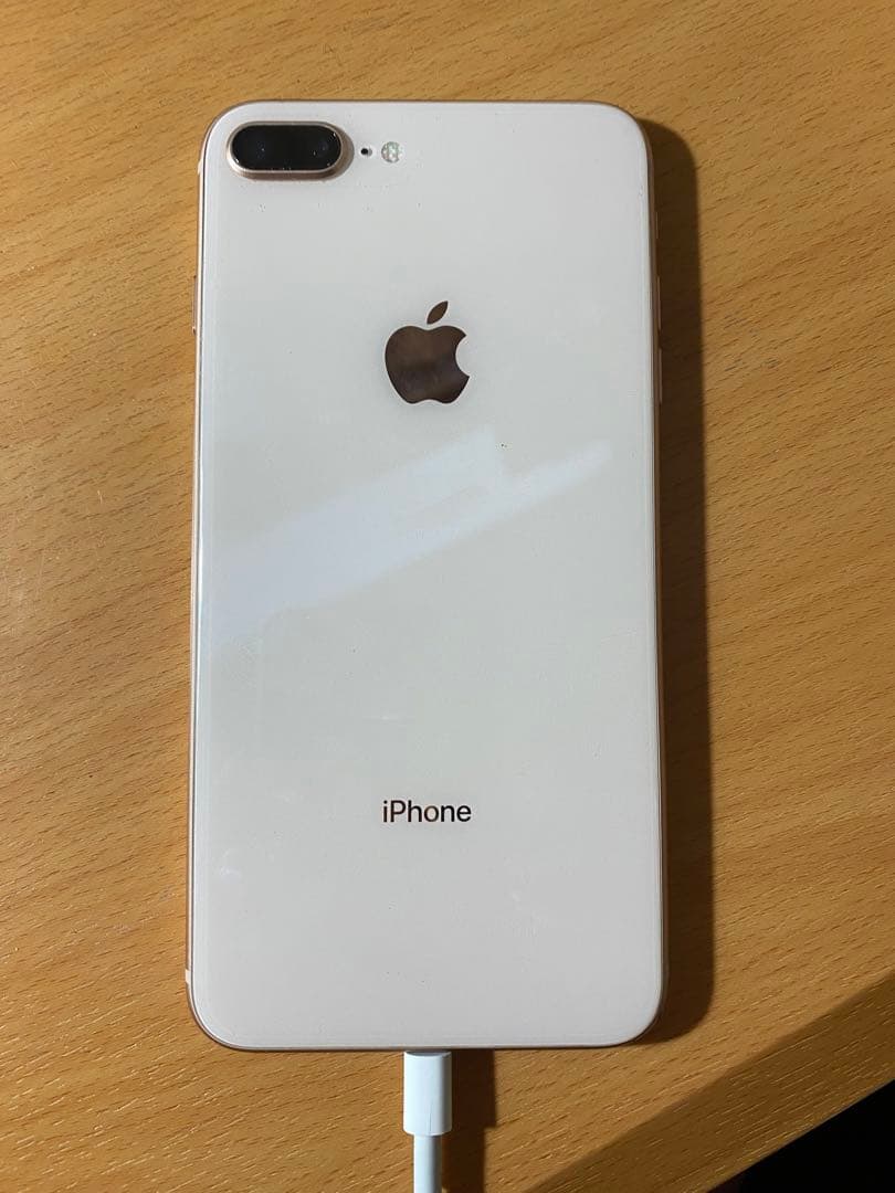 スマートフォン本体 iPhone 8 Plus Gold 64 GB docomo