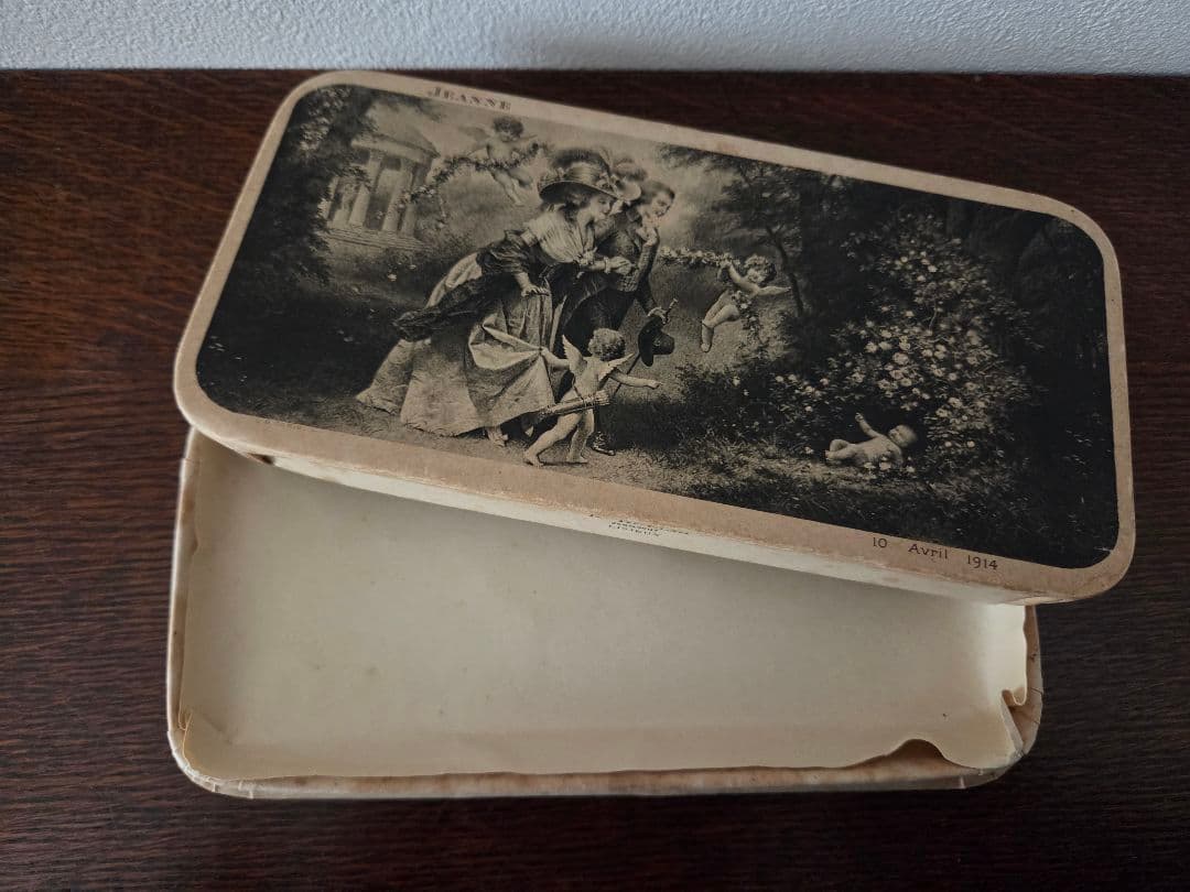 フランスアンティークドラジェBOX1914年