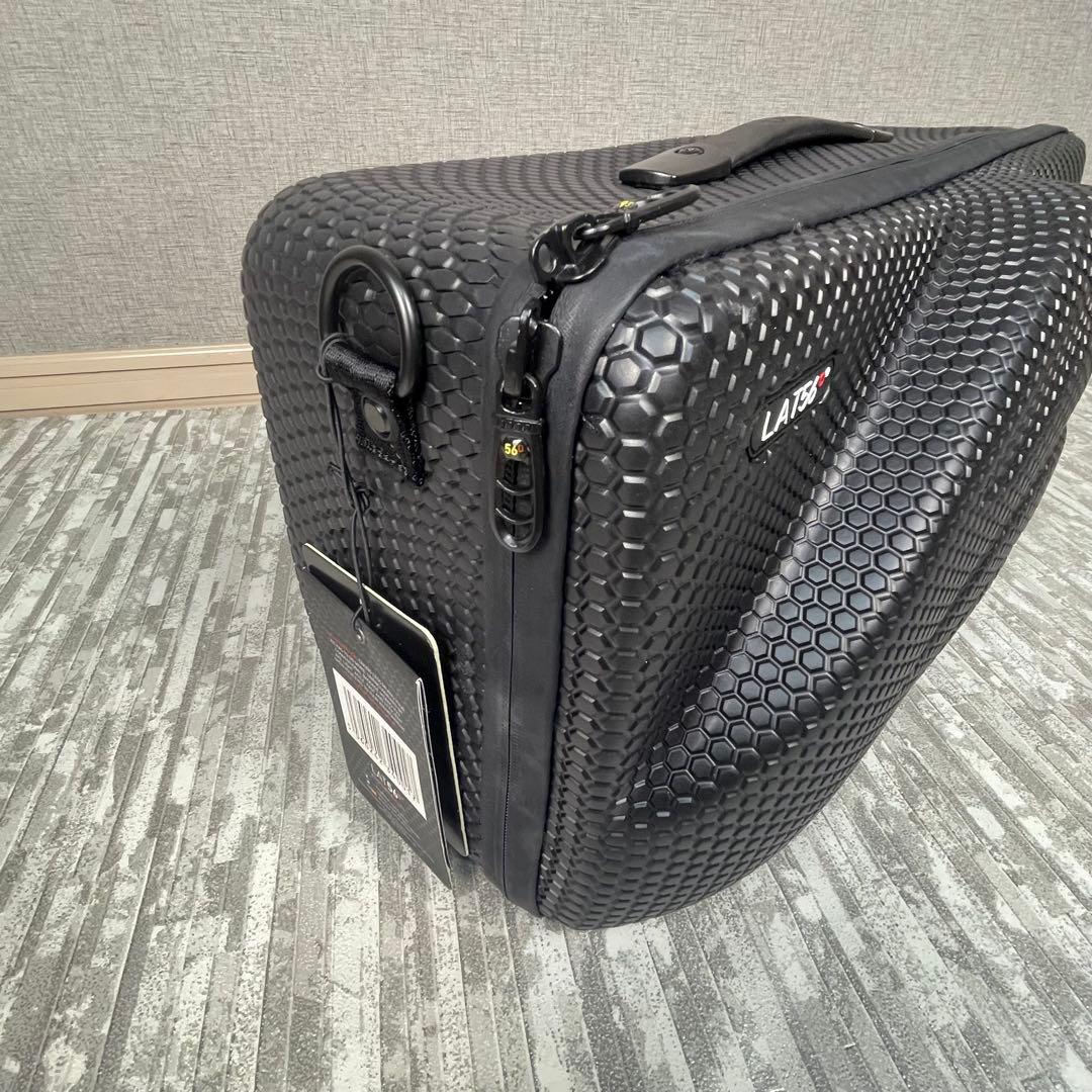 【新品】Lat56° ガーメントバッグ スーツケース トラベルバッグ 27L