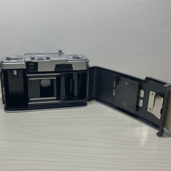 [OLYMPUS PEN] EES-2 フィルムカメラ<完動品>