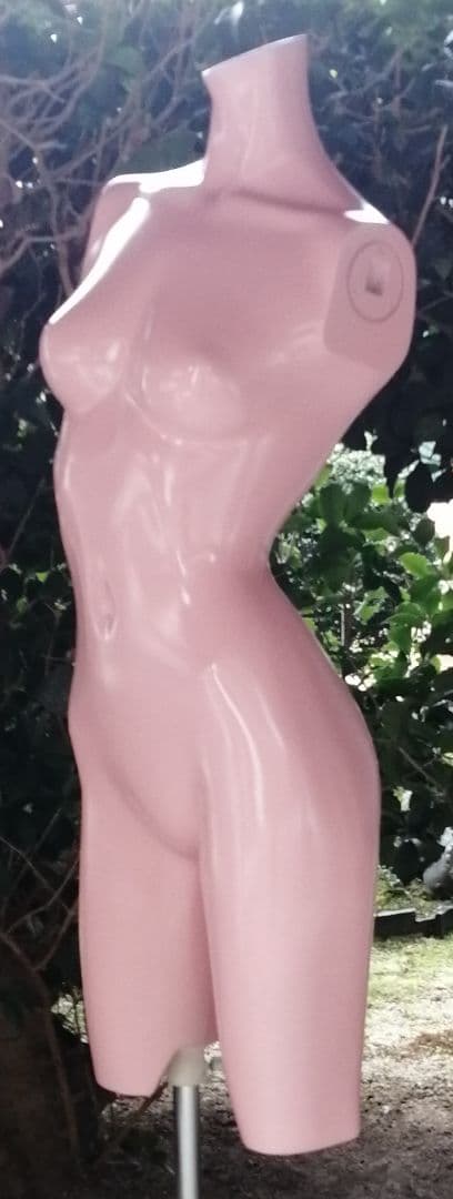 美品 ReBody JAPAN トルソー マネキン リアルボディ 女性 ピンク