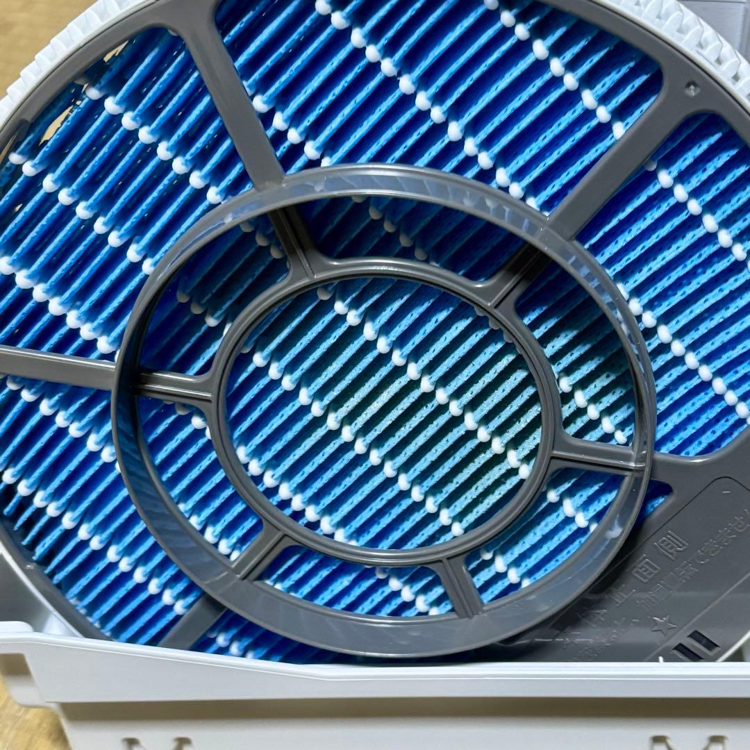［美品］SHARP 空気清浄機 KC-P50-W 2021年製