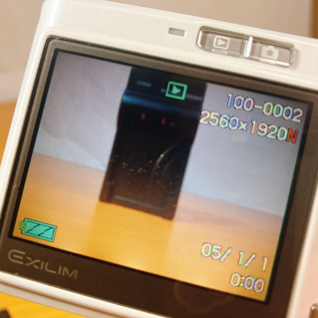 【現状品】CASIO EXILIM EX-S500 デジカメ やや難 充電器付
