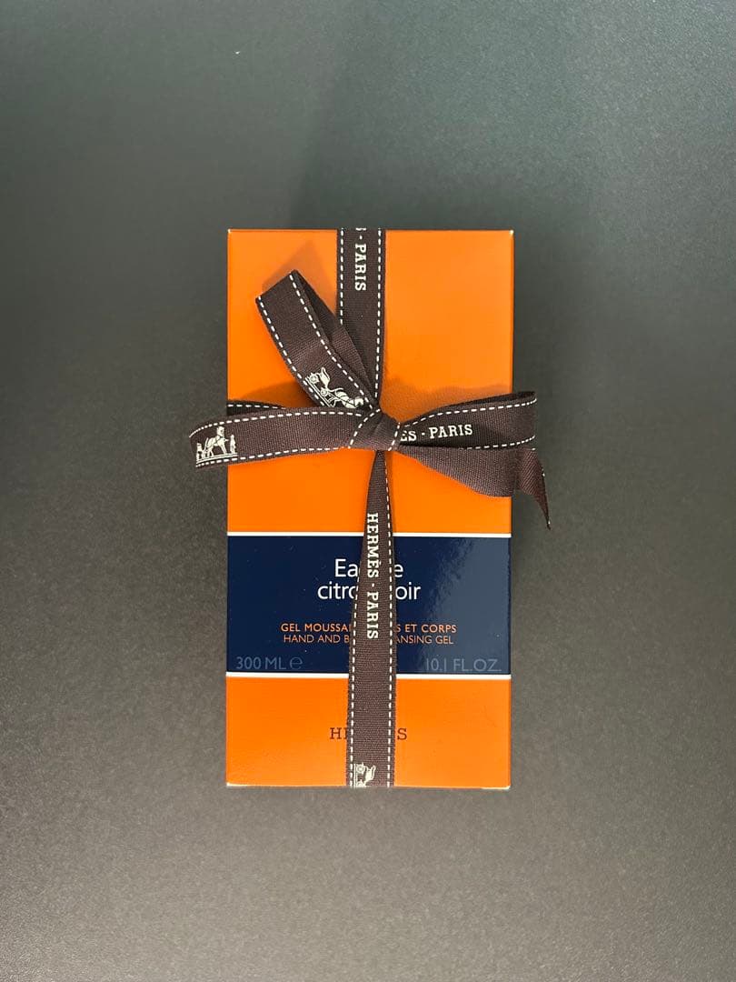 HERMES オードゥ シトロンノワール　ハンド&ボディクレンジングジェル
