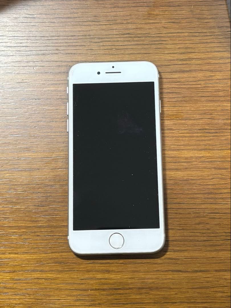 お*り様 Apple iPhone 8 ホワイト 本体のみ 箱付き
