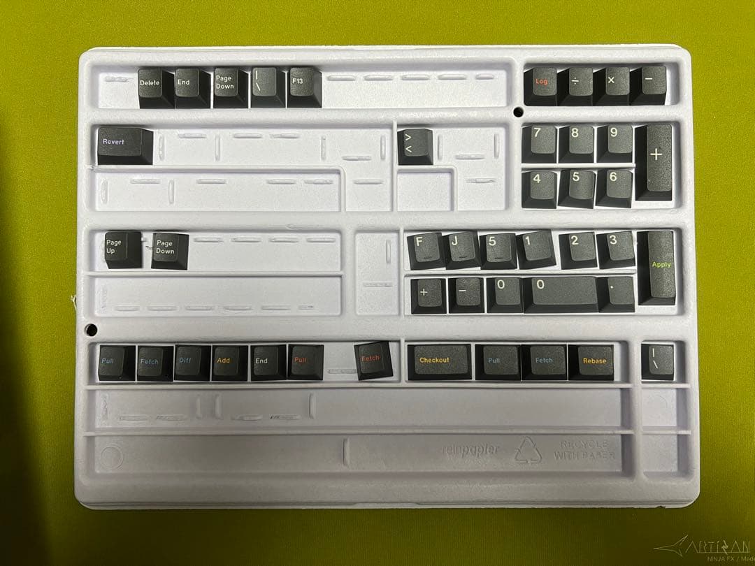Geonworks F1-8X 722 GMK Oblivion Zaku未使用