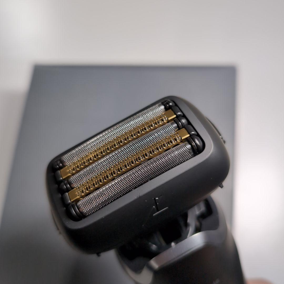 パナソニック　ラムダッシュPRO ５枚刃ES-L571D-K