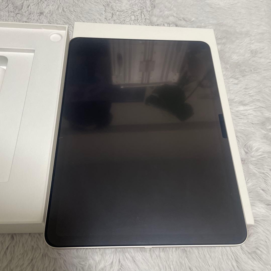 M*n様 iPad Air 第5世代 スターライト 64GB