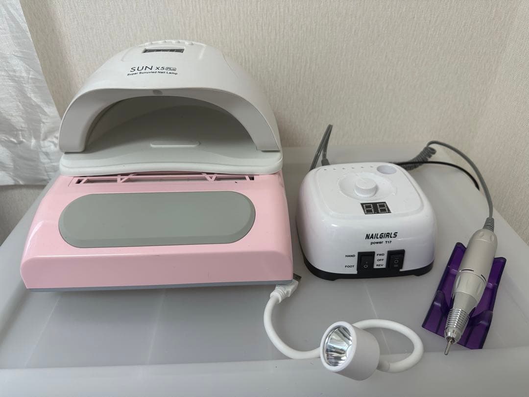 ジェルおよびアクリルネイルエクステンション用の完全なキット