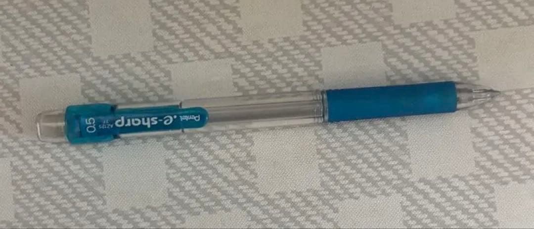 フリクションとe-sharp 0.5 シャープペンシル 青　ぺんてる