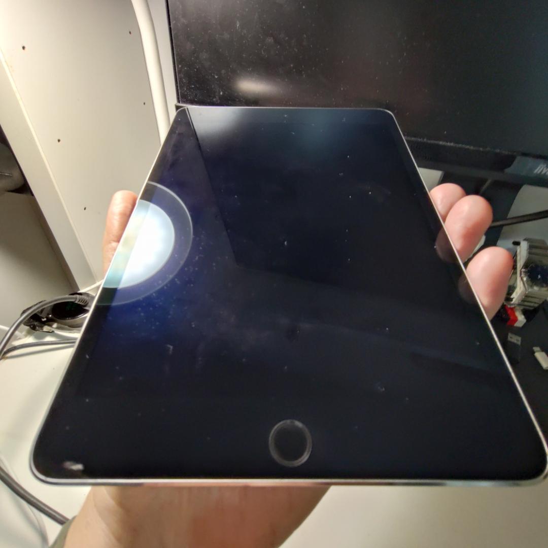 Apple iPad mini 4 128GB スペースグレイ代4世代